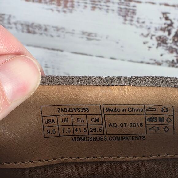 Vionic Joy Zadie Ankle Booties Women's 9.5 Greige Suede Side Zip Comfort Shoes - Picture 6 of 7